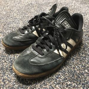 Adidas Samba Men’s 10 black sneakers